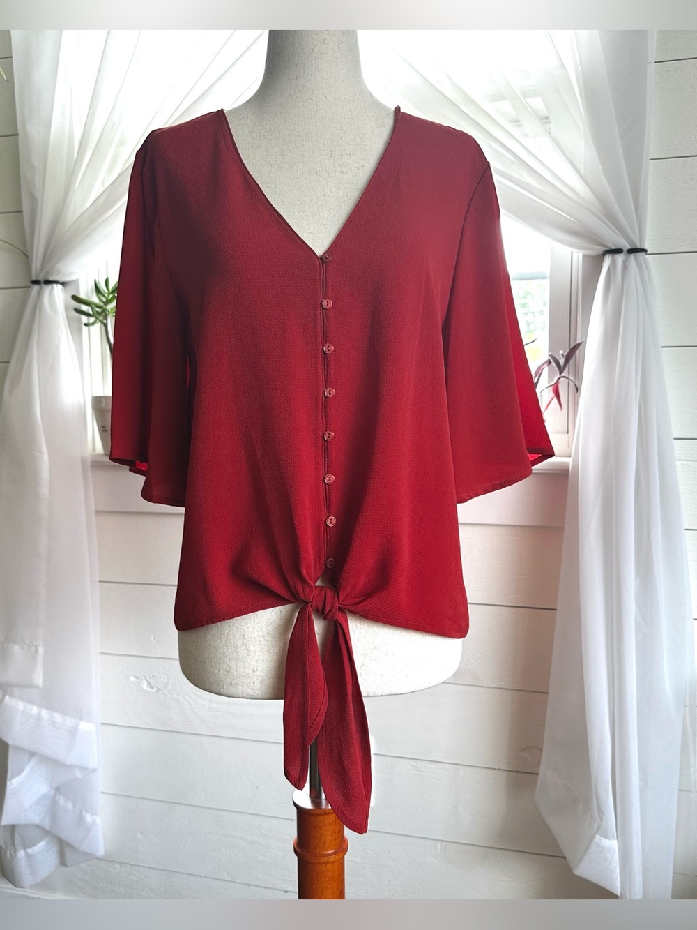 Lush Krisantha Tie  Front Button Blouse Burnt Orange NWT Size Small